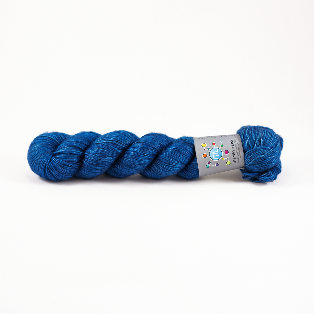 Tibetan Singles - Sapphire (Laine teinte à la main) – Martin's Lab